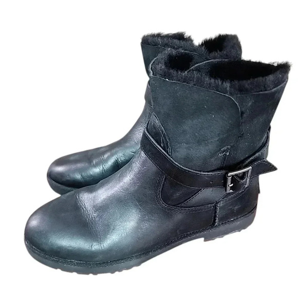 Ugg Leather and Fur lined boots. Size 8 - Picture 5 of 13